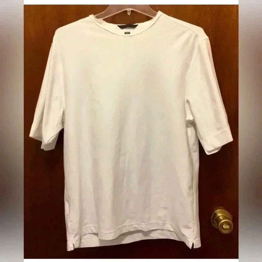 Vintage Men NIKE GOLF White Rose Gold Logo Stretch S/s T-shirt Top Sz Medium Euc